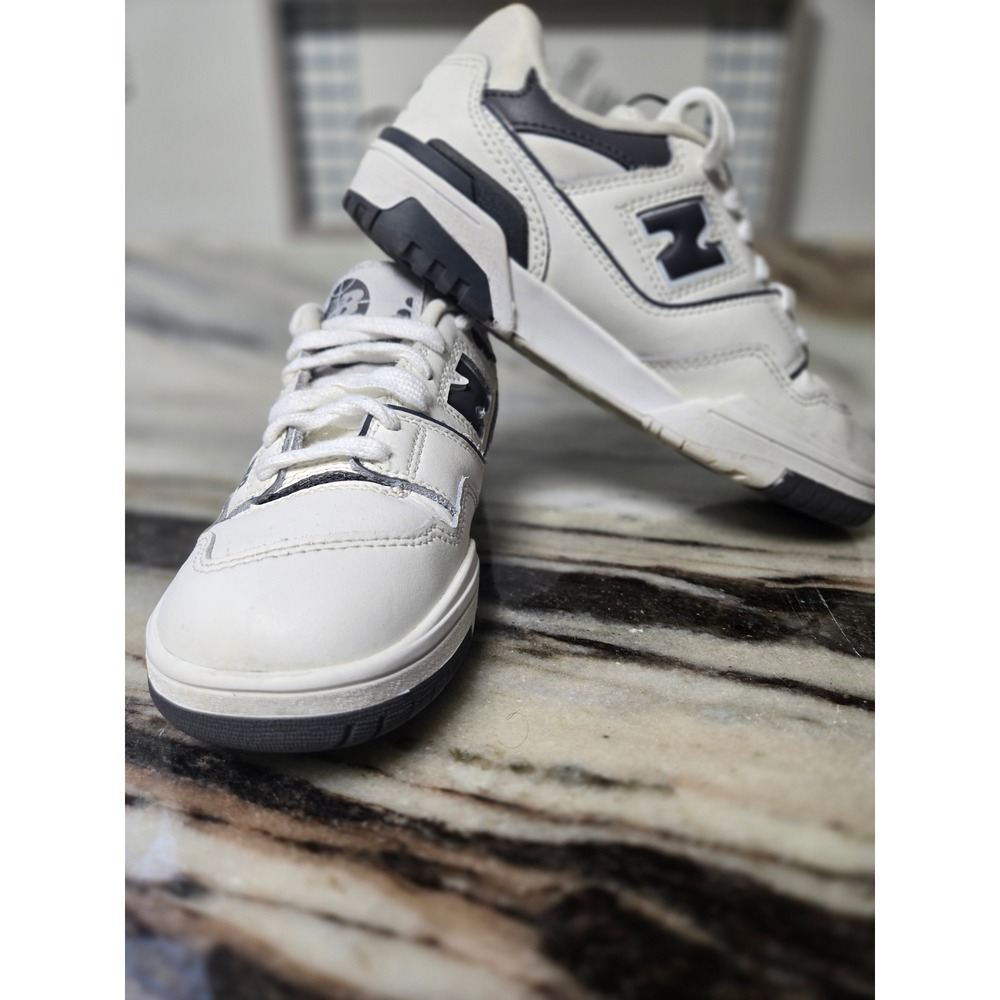 New Balance 550 Kids Sneakers White Black PSB550BH Size 2 US Youthโ Low Top